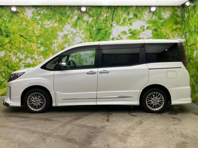 ノア ハイブリッドＳｉダブルバイビー３　新品タイヤ／純正エアロ／保証書／純正　９インチ　ＳＤナビ／衝突安全装置／両側電動スライドドア／シートヒーター　前席／車線逸脱防止支援システム／シート　ハーフレザー／ヘッドランプ　ＬＥＤ　フルエアロ（2枚目）