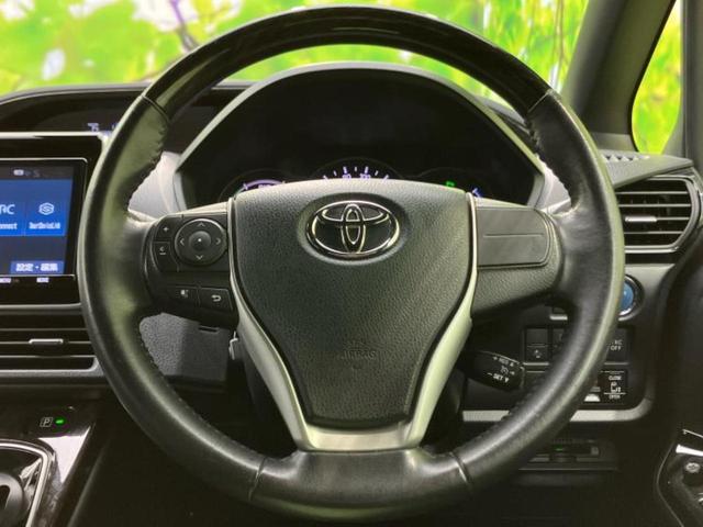 ノア ハイブリッドＳｉダブルバイビー３　新品タイヤ／純正エアロ／保証書／純正　９インチ　ＳＤナビ／衝突安全装置／両側電動スライドドア／シートヒーター　前席／車線逸脱防止支援システム／シート　ハーフレザー／ヘッドランプ　ＬＥＤ　フルエアロ（15枚目）