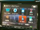 ４ＷＤ　Ｄパワーパッケージ　社外　８インチ　ＳＤナビ／フリップダウンモニター　社外　１０．２インチ／両側電動スライドドア／シートヒーター／ヘッドランプ　ＨＩＤ／ＥＴＣ／ＥＢＤ付ＡＢＳ／横滑り防止装置／フルセグＴＶ　後席モニター（11枚目）