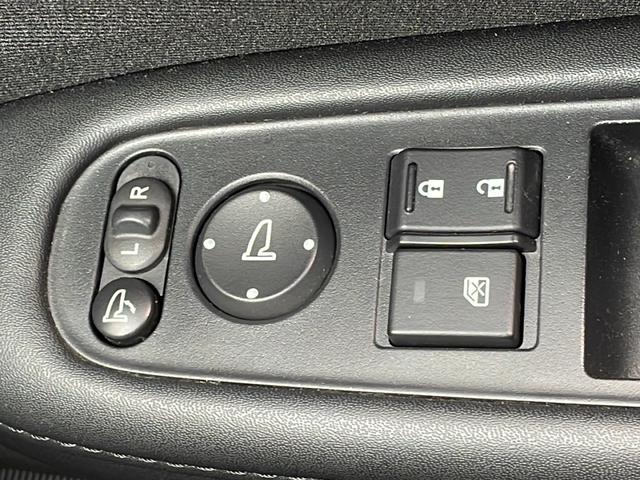 G・ホンダセンシング 8インチナビ/フルセグTV/バックカメラ/ビルトインETC/ナビ連動ドライブレコーダー/プッシュスタート/アダプティブクルーズコントロール/Bluetooth/純正フロアマット/オートライト(29枚目)