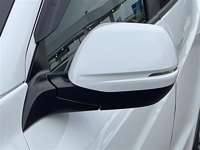 G・ホンダセンシング 8インチナビ/フルセグTV/バックカメラ/ビルトインETC/ナビ連動ドライブレコーダー/プッシュスタート/アダプティブクルーズコントロール/Bluetooth/純正フロアマット/オートライト(68枚目)