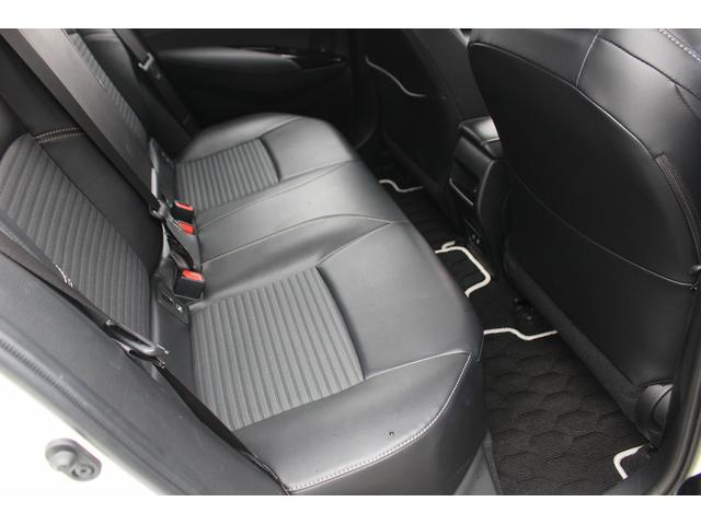 カローラツーリング ダブルバイビー 禁煙車 バックカメラ トヨタセーフティセンス アダクティブクルーズコントロール 純正17インチアルミホイール LEDヘッドライト クリアランスソナー  スマートキー ETC レーンキープアシスト(31枚目)