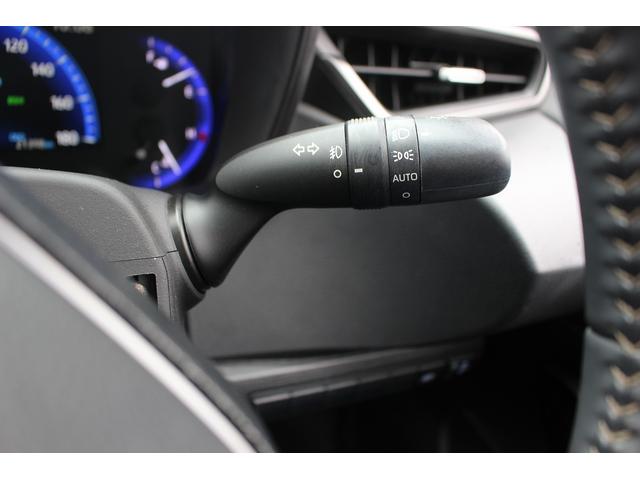 カローラツーリング ダブルバイビー 禁煙車 バックカメラ トヨタセーフティセンス アダクティブクルーズコントロール 純正17インチアルミホイール LEDヘッドライト クリアランスソナー  スマートキー ETC レーンキープアシスト(42枚目)