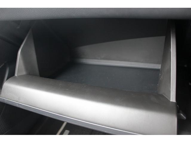 カローラツーリング ダブルバイビー 禁煙車 バックカメラ トヨタセーフティセンス アダクティブクルーズコントロール 純正17インチアルミホイール LEDヘッドライト クリアランスソナー  スマートキー ETC レーンキープアシスト(51枚目)