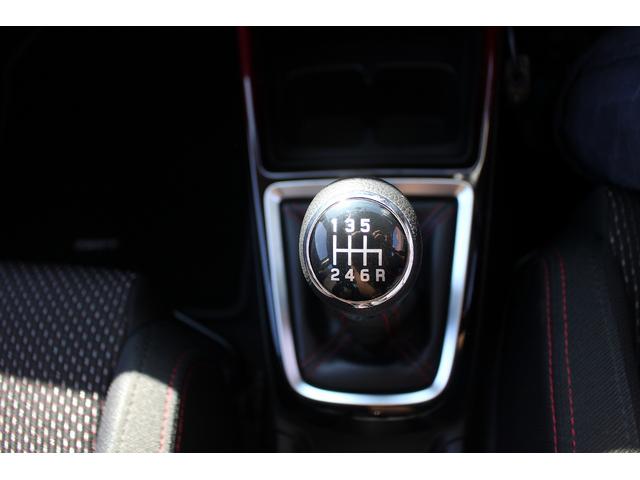 大好評のボディコーティング「ハイモースコート」もご納車までに施工可能。雨染みや線傷など中古車だからと諦めていませんか？ピカピカの状態でお乗り出しいただけます。