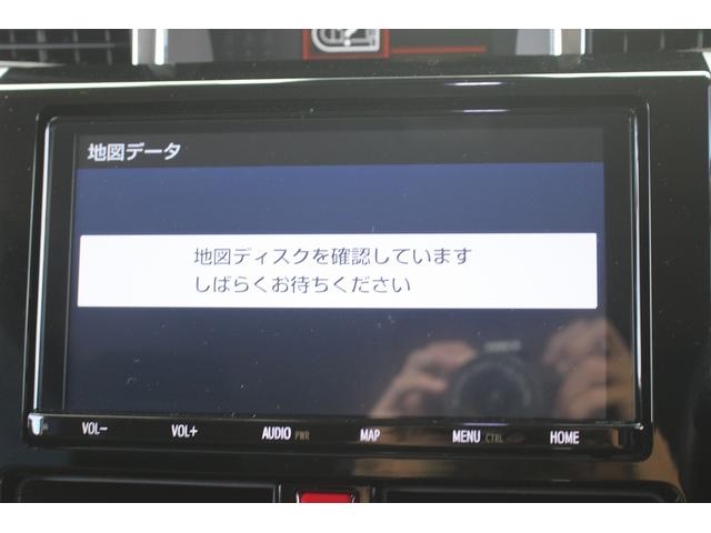 ルーミー カスタムＧ－Ｔ　禁煙車　モデリスタエアロ　純正９インチナビ　フルセグＴＶ　バックカメラ　ＬＥＤヘッドライト　両側電動スライドドア　クルーズコントロール　スマートアシスト２　ビルトインＥＴＣ　プッシュスタート（3枚目）