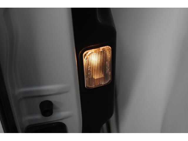 ルーミー カスタムＧ－Ｔ　禁煙車　モデリスタエアロ　純正９インチナビ　フルセグＴＶ　バックカメラ　ＬＥＤヘッドライト　両側電動スライドドア　クルーズコントロール　スマートアシスト２　ビルトインＥＴＣ　プッシュスタート（62枚目）