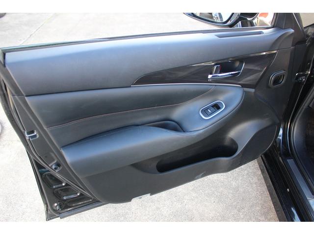 TOYOTA CROWN HYBRID ATHLETE