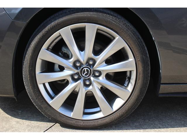 ＭＡＺＤＡ３セダン Ｘ　Ｌパッケージ　禁煙車　ＢＯＳＥサウンドシステム　純正８．８インチナビ　アラウンドビューモニター　フルセグＴＶ　黒革シート　シートヒーター　ＥＴＣ　純正１８インチアルミホイール　衝突軽減ブレーキシステム　パワーシート（19枚目）