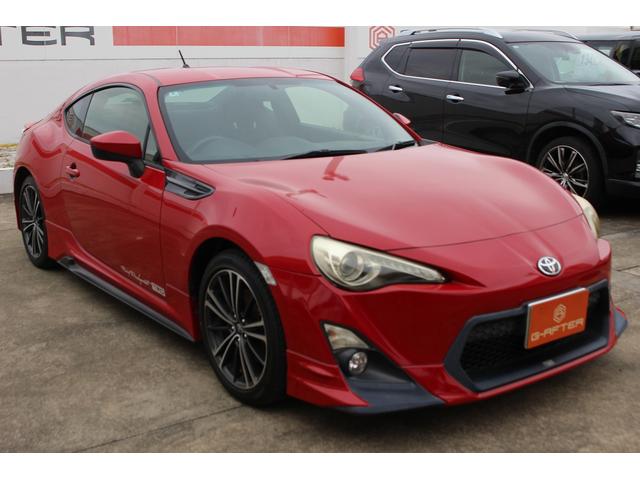 86 GT 禁煙車 TRDエアロ 6速MT ナビ フルセグTV バックカメラ HIDヘッドライト プッシュスタート ETC 純正17インチアルミホイール Bluetooth接続 電動格納式ミラー(7枚目)