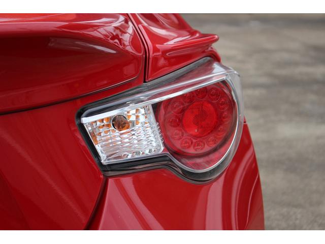 86 GT 禁煙車 TRDエアロ 6速MT ナビ フルセグTV バックカメラ HIDヘッドライト プッシュスタート ETC 純正17インチアルミホイール Bluetooth接続 電動格納式ミラー(44枚目)