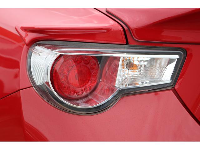 86 GT 禁煙車 TRDエアロ 6速MT ナビ フルセグTV バックカメラ HIDヘッドライト プッシュスタート ETC 純正17インチアルミホイール Bluetooth接続 電動格納式ミラー(46枚目)