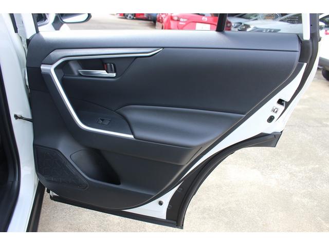 RAV4 X 禁煙車 純正ナビ フルセグTV バックカメラ トヨタセーフティセンス アダプティブクルーズ LEDヘッドライト 純正17インチアルミホイール ETC2.0 レーンアシスト プッシュスタート(39枚目)