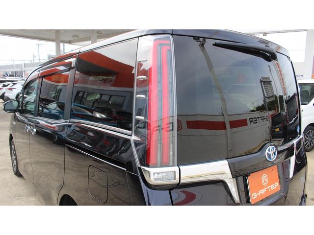 エスクァイア ハイブリッドＧｉ　禁煙車　黒革シート　両側パワースライドドア　純正ナビ　フルセグＴＶ　バックカメラ　オートクルーズ　ＥＴＣ　衝突軽減ブレーキ　レーンディパーチャーアラート　盗難防止システム　シートヒーター　ＢＴ接続可（21枚目）