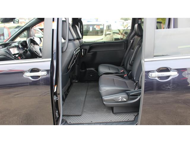 エスクァイア ハイブリッドＧｉ　禁煙車　黒革シート　両側パワースライドドア　純正ナビ　フルセグＴＶ　バックカメラ　オートクルーズ　ＥＴＣ　衝突軽減ブレーキ　レーンディパーチャーアラート　盗難防止システム　シートヒーター　ＢＴ接続可（39枚目）