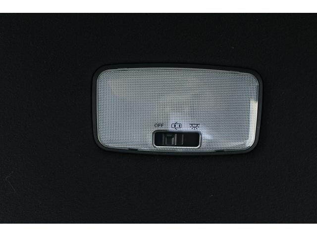 エスクァイア ハイブリッドＧｉ　禁煙車　黒革シート　両側パワースライドドア　純正ナビ　フルセグＴＶ　バックカメラ　オートクルーズ　ＥＴＣ　衝突軽減ブレーキ　レーンディパーチャーアラート　盗難防止システム　シートヒーター　ＢＴ接続可（62枚目）