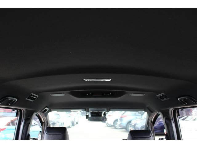 エスクァイア ハイブリッドＧｉ　禁煙車　黒革シート　両側パワースライドドア　純正ナビ　フルセグＴＶ　バックカメラ　オートクルーズ　ＥＴＣ　衝突軽減ブレーキ　レーンディパーチャーアラート　盗難防止システム　シートヒーター　ＢＴ接続可（68枚目）