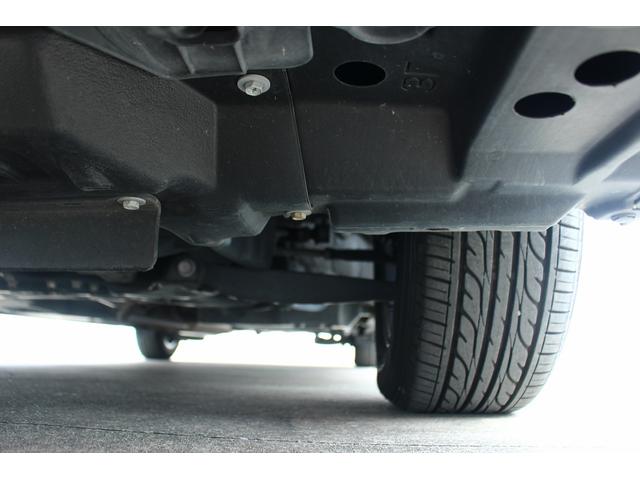 エスクァイア ハイブリッドＧｉ　禁煙車　黒革シート　両側パワースライドドア　純正ナビ　フルセグＴＶ　バックカメラ　オートクルーズ　ＥＴＣ　衝突軽減ブレーキ　レーンディパーチャーアラート　盗難防止システム　シートヒーター　ＢＴ接続可（75枚目）