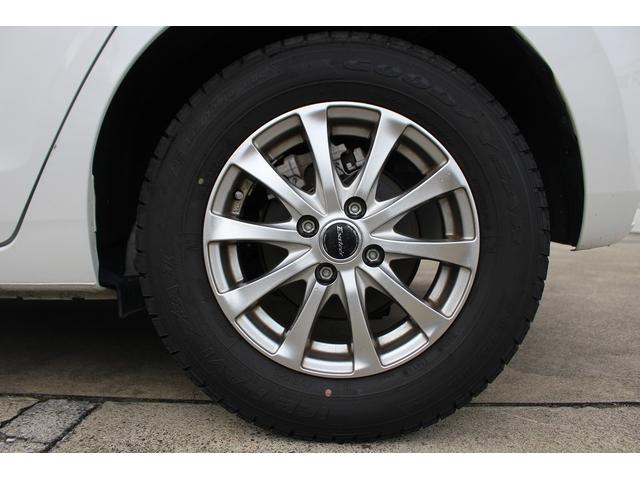 フィット ｅ：ＨＥＶベーシック　禁煙車　ナビ　バックカメラ　衝突軽減ブレーキシステム　ＬＥＤヘッドライト　レーダークルーズコントロール　ビルトインＥＴＣ　プッシュスタート　レーンアシスト　誤発進抑制機能　オートハイビーム（22枚目）