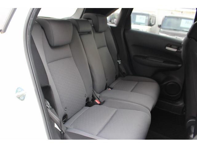 フィット ｅ：ＨＥＶベーシック　禁煙車　ナビ　バックカメラ　衝突軽減ブレーキシステム　ＬＥＤヘッドライト　レーダークルーズコントロール　ビルトインＥＴＣ　プッシュスタート　レーンアシスト　誤発進抑制機能　オートハイビーム（27枚目）