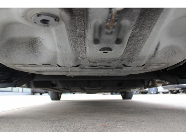 フィット ｅ：ＨＥＶベーシック　禁煙車　ナビ　バックカメラ　衝突軽減ブレーキシステム　ＬＥＤヘッドライト　レーダークルーズコントロール　ビルトインＥＴＣ　プッシュスタート　レーンアシスト　誤発進抑制機能　オートハイビーム（52枚目）