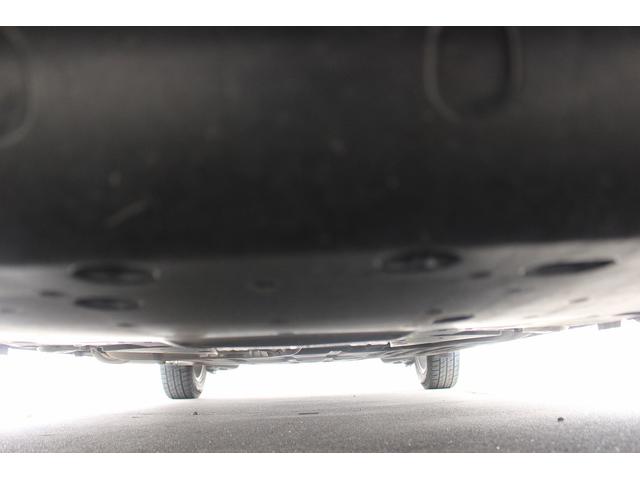 フィット ｅ：ＨＥＶベーシック　禁煙車　ナビ　バックカメラ　衝突軽減ブレーキシステム　ＬＥＤヘッドライト　レーダークルーズコントロール　ビルトインＥＴＣ　プッシュスタート　レーンアシスト　誤発進抑制機能　オートハイビーム（57枚目）