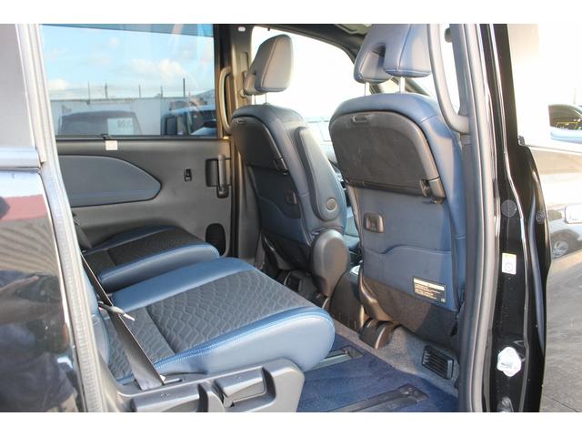 セレナ ｅ－パワー　オーテック　セーフティパッケージ　ＡＵＴＥＣＨ専用フルエアロ　ＡＵＴＥＣＨ専用シート　純正１０型ナビ　フルセグ　全周囲カメラ　プロパイロット　両側電動スライド　シートヒーター　ステアリングヒーター　パーキングアシスト　衝突軽減ブレーキ（26枚目）