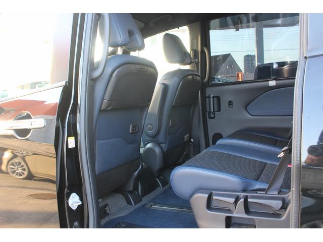 セレナ ｅ－パワー　オーテック　セーフティパッケージ　ＡＵＴＥＣＨ専用フルエアロ　ＡＵＴＥＣＨ専用シート　純正１０型ナビ　フルセグ　全周囲カメラ　プロパイロット　両側電動スライド　シートヒーター　ステアリングヒーター　パーキングアシスト　衝突軽減ブレーキ（28枚目）