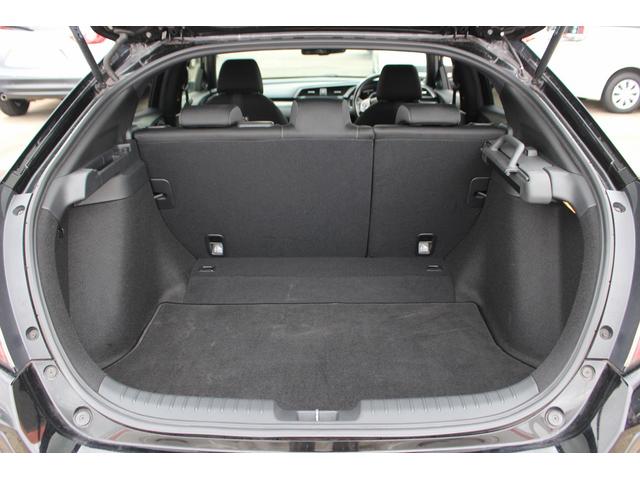 シビック ハッチバック　禁煙者　純正ナビ　フルセグＴＶ　バックカメラ　衝突軽減ブレーキシステム　レーダークルーズコントロール　シートヒーター　ビルトインＥＴＣ　シートヒーター　ＬＥＤヘッドライト　純正１８ＡＷ（32枚目）