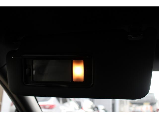 シビック ハッチバック　禁煙者　純正ナビ　フルセグＴＶ　バックカメラ　衝突軽減ブレーキシステム　レーダークルーズコントロール　シートヒーター　ビルトインＥＴＣ　シートヒーター　ＬＥＤヘッドライト　純正１８ＡＷ（49枚目）