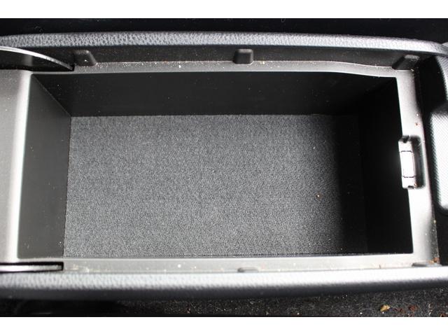 ヴォクシー ハイブリッドＺＳ　禁煙車　純正１０インチナビ　フルセグＴＶ　バックカメラ　ＬＥＤヘッドライト　両側電動スライドドア　衝突軽減ブレーキシステム　オートクルーズコントロール　シートヒーター　ビルトインＥＴＣ（56枚目）