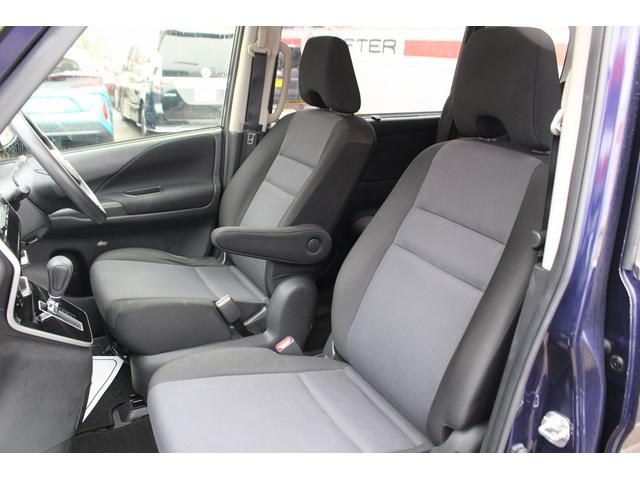 セレナ Ｂ　禁煙車　ナビ　３６０°カメラ　衝突軽減ブレーキシステム　ＥＴＣ　プッシュスタート　クリアランスソナー　両側スライドドア　オートライト　ＨＩＤヘッドライト（32枚目）