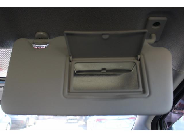 ノート ｅ－パワー　Ｘ　Ｖセレクション　禁煙車　純正ナビ　３６０°カメラ　フルセグＴＶ　衝突軽減ブレーキシステム　プッシュスタート　ＥＴＣ　Ｂｌｕｅｔｏｏｔｈ接続　クリアランスソナー　レーンキープアシスト　ＬＥＤヘッドライト（45枚目）