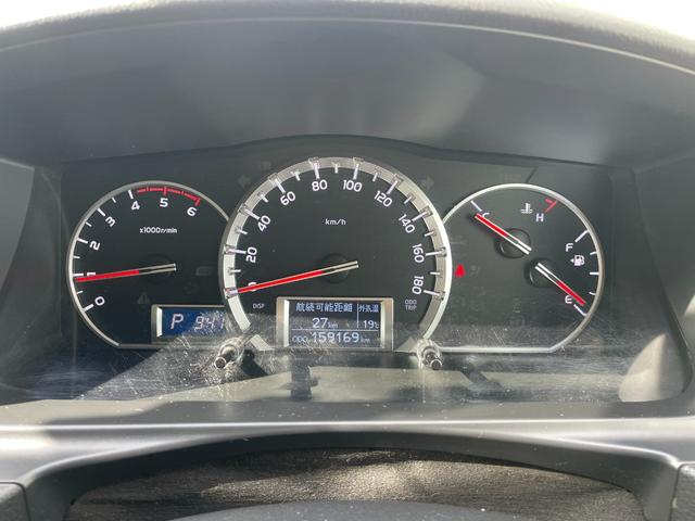 ハイエースバン スーパーＧＬ　ダークプライム　４ＷＤ　軽油　ワンオーナー　純正ＳＤナビ　ＣＤ　ＢＴ　ワンセグ　ＡＵＸ　バックカメラ　両側スライド　ＬＥＤオートライト　ハーフレザー　ドラレコ　ステアスイッチ　ターボ　フォグ　スマートキー　ＥＴＣ（3枚目）