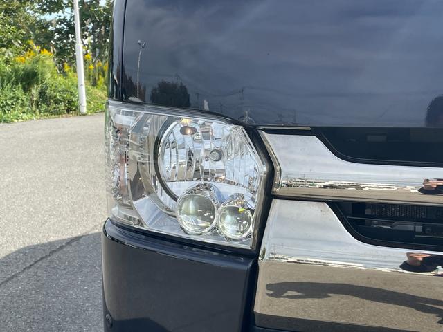 ハイエースバン スーパーＧＬ　ダークプライム　４ＷＤ　軽油　ワンオーナー　純正ＳＤナビ　ＣＤ　ＢＴ　ワンセグ　ＡＵＸ　バックカメラ　両側スライド　ＬＥＤオートライト　ハーフレザー　ドラレコ　ステアスイッチ　ターボ　フォグ　スマートキー　ＥＴＣ（27枚目）