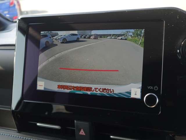 ヴォクシー ハイブリッドＳ－Ｚ　ＴＳＳ　フリップダウンモニター　エアロ　純正ディスプレイオーディオ　ＢＴ　バックカメラ　両側パワースライドドア　オートクルーズコントロール　ＬＥＤ　シートヒーター　純正アルミ　スマートキー　ＥＴＣ（6枚目）