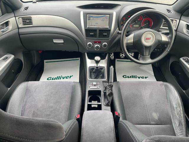 インプレッサ WRX STi 6MT 4WD SDナビ CD DVD TV AUX USB HIDヘッドライト パワーシート 純正18インチアルミホイール 純正マット ドアバイザー 電動格納ウィンカーミラー スマートキー ETC(2枚目)