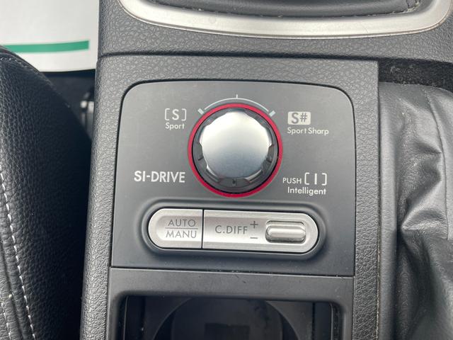 インプレッサ WRX STi 6MT 4WD SDナビ CD DVD TV AUX USB HIDヘッドライト パワーシート 純正18インチアルミホイール 純正マット ドアバイザー 電動格納ウィンカーミラー スマートキー ETC(8枚目)