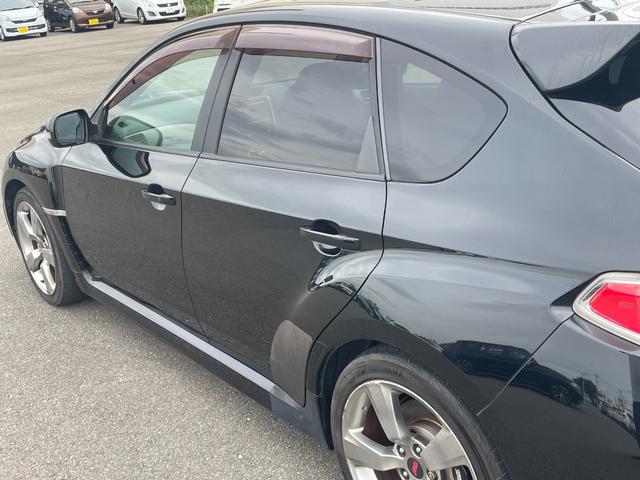 インプレッサ WRX STi 6MT 4WD SDナビ CD DVD TV AUX USB HIDヘッドライト パワーシート 純正18インチアルミホイール 純正マット ドアバイザー 電動格納ウィンカーミラー スマートキー ETC(33枚目)