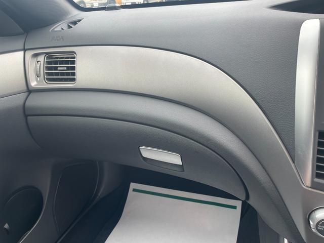 インプレッサ WRX STi 6MT 4WD SDナビ CD DVD TV AUX USB HIDヘッドライト パワーシート 純正18インチアルミホイール 純正マット ドアバイザー 電動格納ウィンカーミラー スマートキー ETC(58枚目)