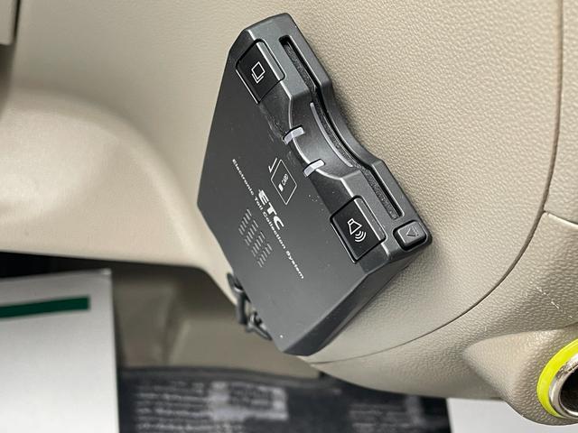 【 ETC 】今やカーライフにおける重要性はナビにも匹敵するのではないでしょうか?セットアップを行うことで利用可能になります!