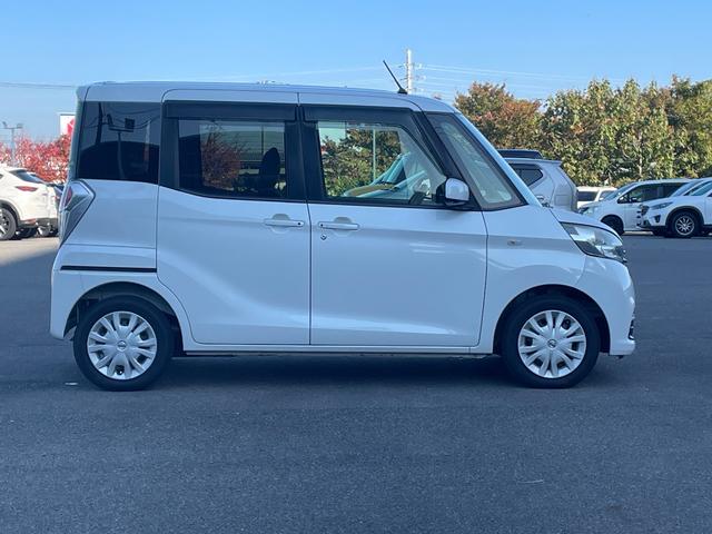 デイズルークス X 衝突軽減 純正ディスプレイオーディオ BT AM/FM iPod 全周囲カメラ 両側電動スライド アイドリングストップ ステアリングスイッチ 電動格納ミラー インテリジェントルームミラー スマートキー(19枚目)