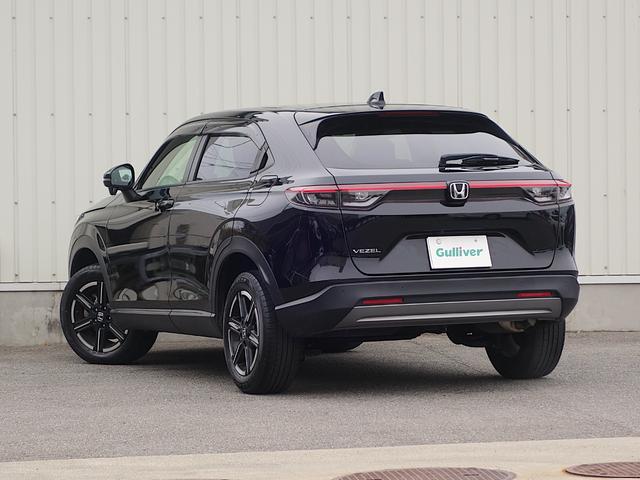 ヴェゼル Ｇ　ホンダセンシング　純正ナビ　ＣＤ　ＤＶＤ　ＢＴ　フルセグ　ＵＳＢ　バックカメラ　レーダークルーズ　ＬＥＤオートライト　純正アルミ　ドラレコ　コーナーセンサー　ステアリングスイッチ　スマートキー　ＥＴＣ（20枚目）