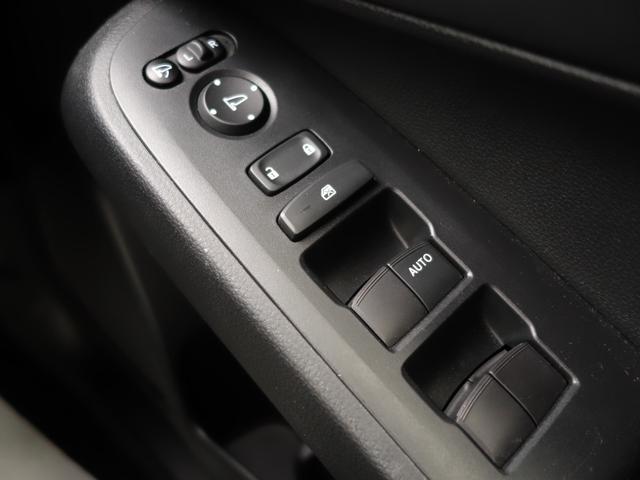 ヴェゼル Ｇ　ホンダセンシング　純正ナビ　ＣＤ　ＤＶＤ　ＢＴ　フルセグ　ＵＳＢ　バックカメラ　レーダークルーズ　ＬＥＤオートライト　純正アルミ　ドラレコ　コーナーセンサー　ステアリングスイッチ　スマートキー　ＥＴＣ（62枚目）
