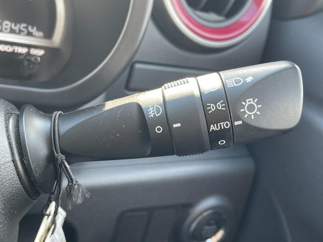 パッソ モーダ S 4WD 衝突被害軽減システム カーオーディオ CD AM/FM AUX USB LEDオートライト 14インチアルミホイール ドライブレコーダー アイドリングストップ フロアマット スマートキー(8枚目)