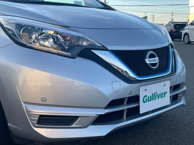 ノート ｅ－パワー　Ｘ　ＦＯＵＲ　４ＷＤ　衝突軽減システム　ＳＤナビ　ＢＴ　ＣＤ　ＡＵＸ　ＡＭ・ＦＭ　バックカメラ　ＬＥＤオートライト　電動格納ウィンカーミラー　スマートキー×２　アイドリングストップ　フロアマット　ドアバイザー（25枚目）