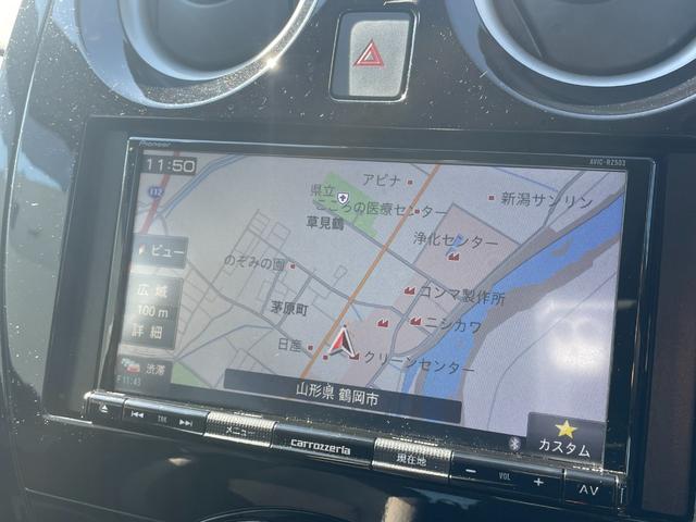 ノート 　４ＷＤ　衝突被害軽減　社外メモリナビ　ＣＤ　ＤＶＤ　ＢＴ　ワンセグ　ＵＳＢ　ＡＵＸ　バックカメラ　オートライト　純正１５インチアルミホイール　レーンキープアシスト　コーナーセンサー　フロアマット（5枚目）