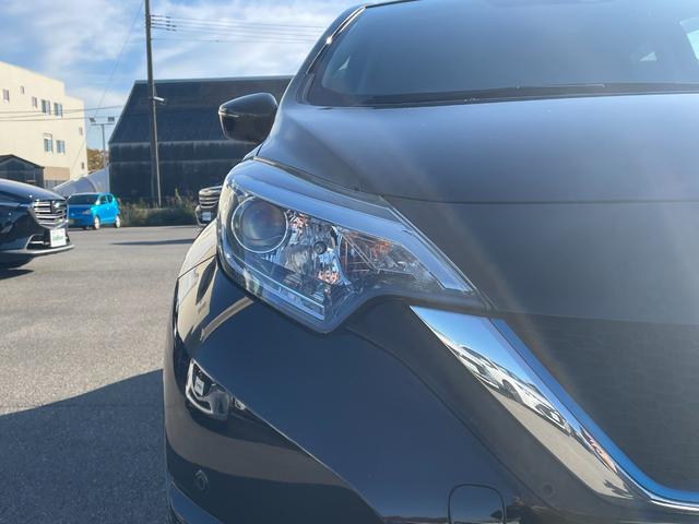 ノート 　４ＷＤ　衝突被害軽減　社外メモリナビ　ＣＤ　ＤＶＤ　ＢＴ　ワンセグ　ＵＳＢ　ＡＵＸ　バックカメラ　オートライト　純正１５インチアルミホイール　レーンキープアシスト　コーナーセンサー　フロアマット（27枚目）