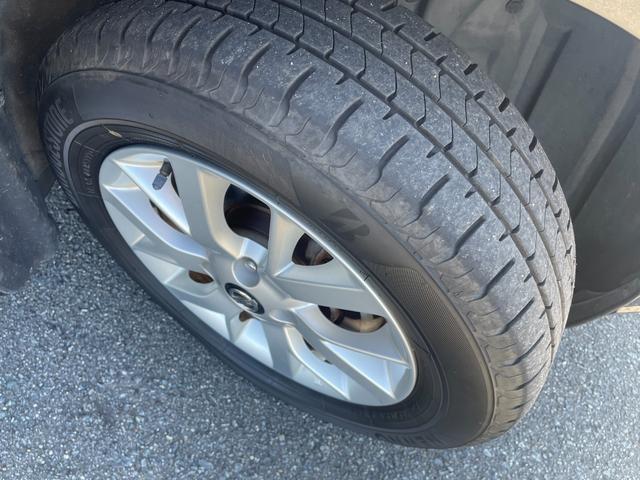 ノート 　４ＷＤ　衝突被害軽減　社外メモリナビ　ＣＤ　ＤＶＤ　ＢＴ　ワンセグ　ＵＳＢ　ＡＵＸ　バックカメラ　オートライト　純正１５インチアルミホイール　レーンキープアシスト　コーナーセンサー　フロアマット（39枚目）