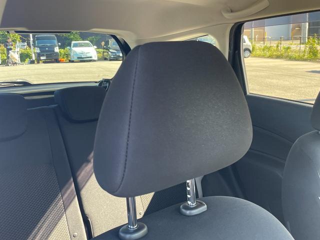 ノート 　４ＷＤ　衝突被害軽減　社外メモリナビ　ＣＤ　ＤＶＤ　ＢＴ　ワンセグ　ＵＳＢ　ＡＵＸ　バックカメラ　オートライト　純正１５インチアルミホイール　レーンキープアシスト　コーナーセンサー　フロアマット（47枚目）